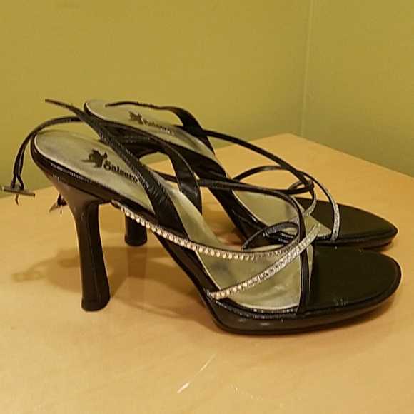 Shoes - Picture 2 of 3